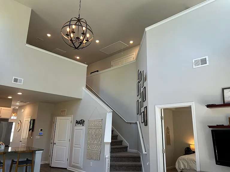 3647 Roseblossom Dr — Photo 22