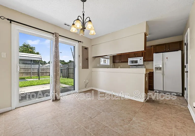 5025 Halwell Dr — Photo 9