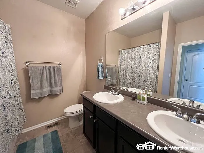 25104 E Pinewood Pl — Photo 2