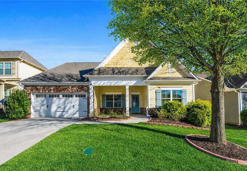 1st image of 4531 Hidden Creek Dr