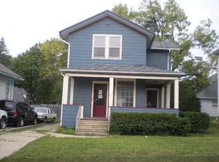 456 North St, Elgin, IL