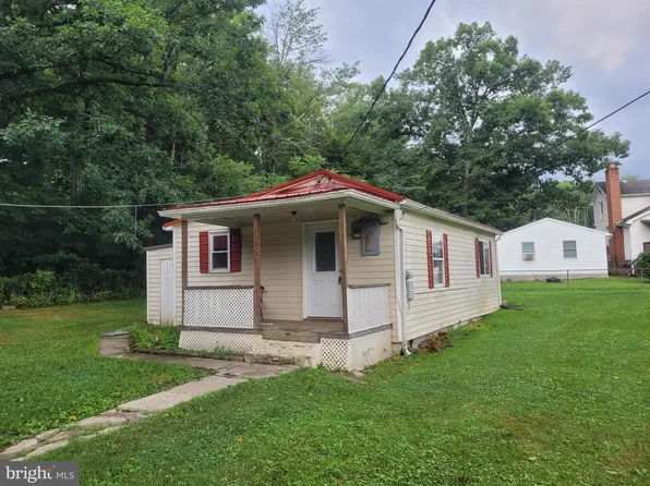 14507 Cedar St, Cresaptown, MD 21502