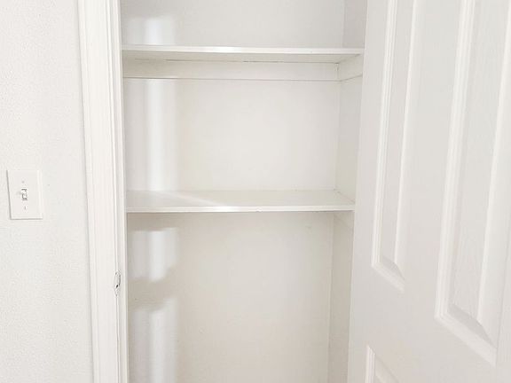 5th image of 3420 N Marks Ave #101