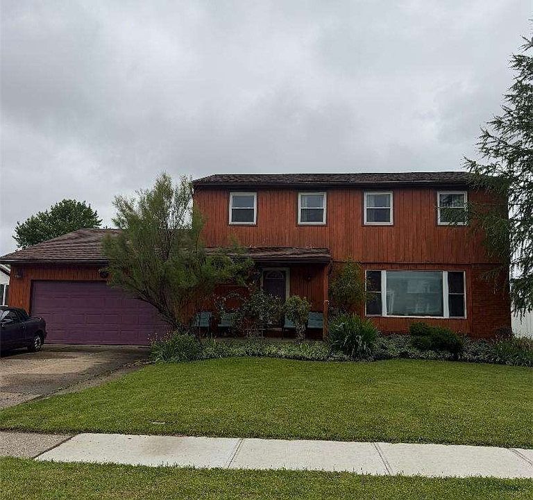 1st image of 32 E Bihrwood Dr