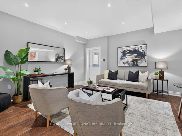 61 B Bexhill Ave, Toronto, ON M1L 3B7