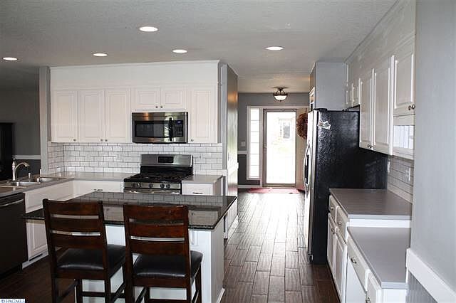 1st image of 4203 Segovia Dr
