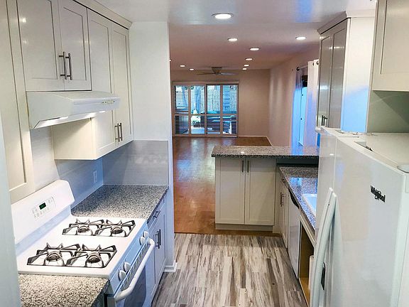 4th image of 2344 Ocean Ave #A