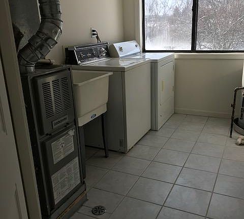 5th image of 44451 Davis Dr