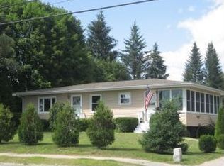 80 N Mast Rd, Goffstown, NH 03045