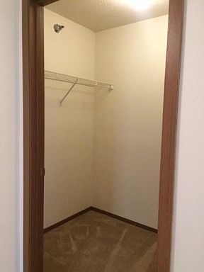 5th image of 201 36th Ave NE #208