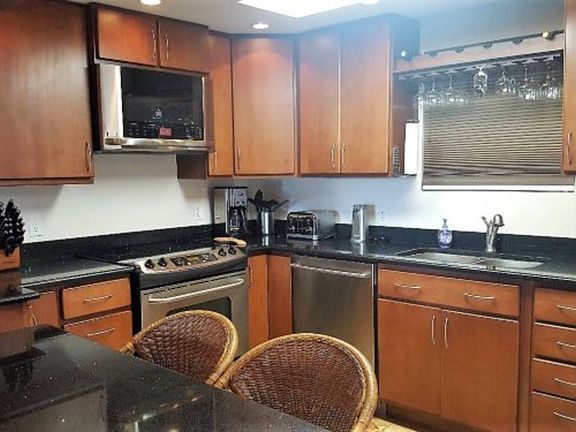 3rd image of 211 Buckner Ave S 815-unit 815