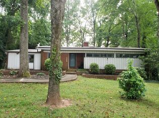 4630 Town And Country Dr, Charlotte, NC 28226