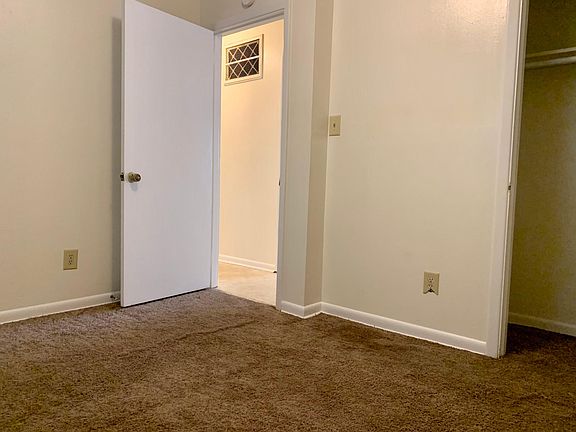 5th image of 607 Waugh St Unit 3