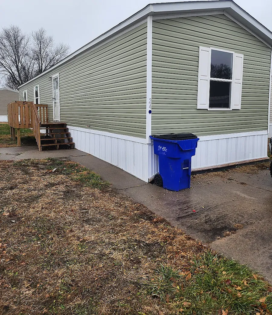 Meadowlark MHC LLC - Rent to Own — Photo 4