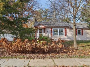 436 N Stevenson St, Deforest, WI 53532