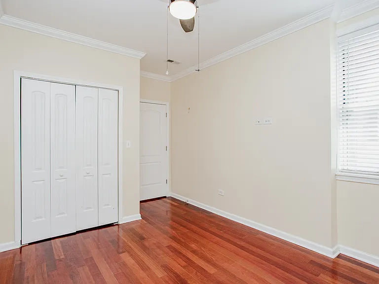 1362 W Greenleaf Ave #3A — Photo 5