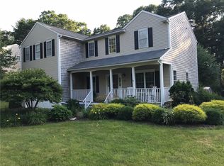 364 Orchard Woods Dr, Saunderstown, RI 02874