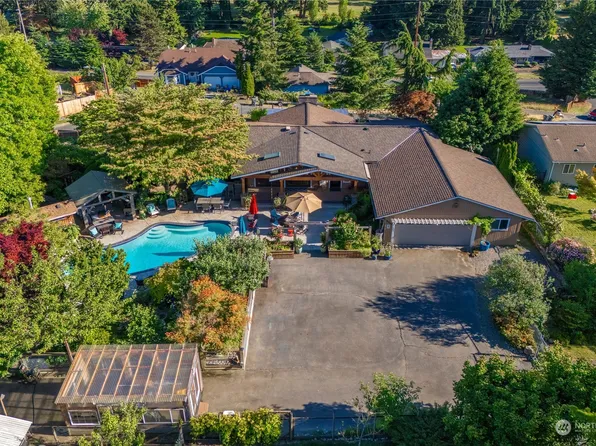 13320 12th Avenue E, Tacoma, WA 98445