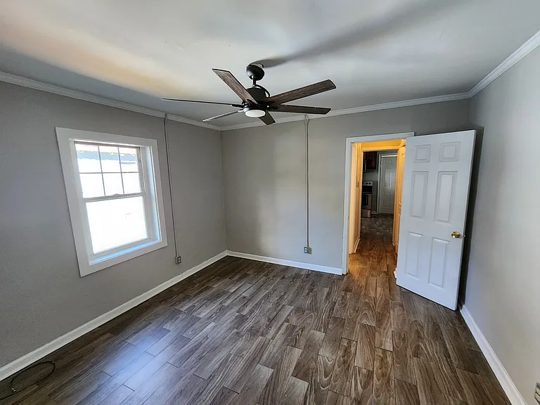 543 Oliver St NW #1B — Photo 3