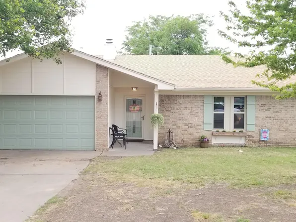 153 E Ocla St, Borger, TX 79007
