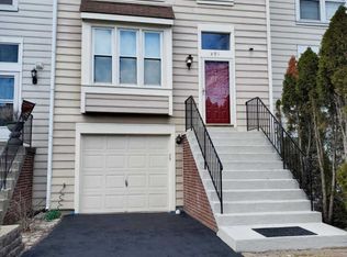 491 Virginia Ave, Herndon, VA 20170