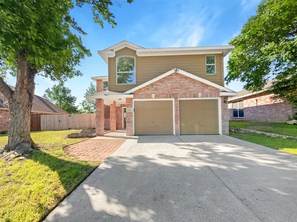 905 Harness Cir, Fort Worth, TX 76179