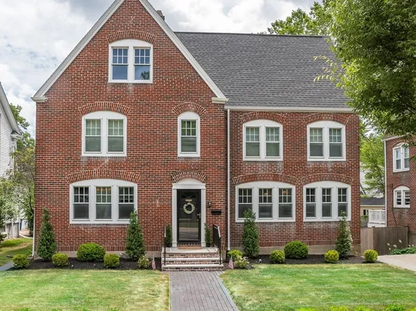 398 Blue Hills Pkwy, Milton, MA 02186