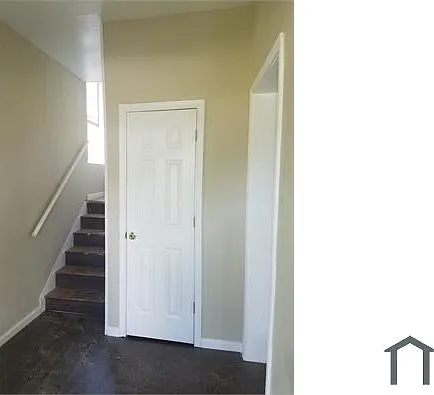 4 bed, 1300 sqft, $1,500 — Photo 1