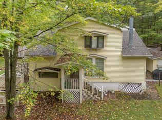 10026 Pine Tree Dr, Minocqua, WI 54548