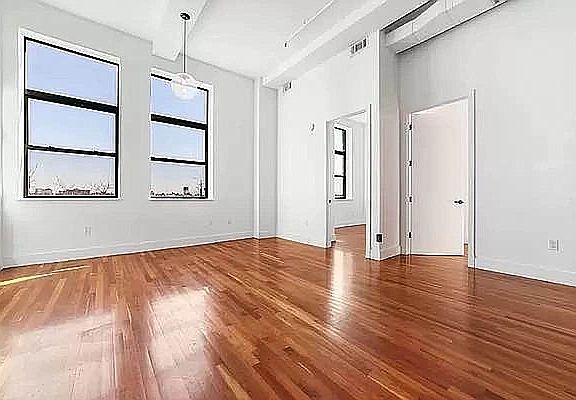 3rd image of 178 Bainbridge St #404