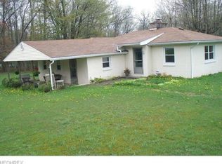 2013 Custer Orangeville Rd, Masury, OH 44438