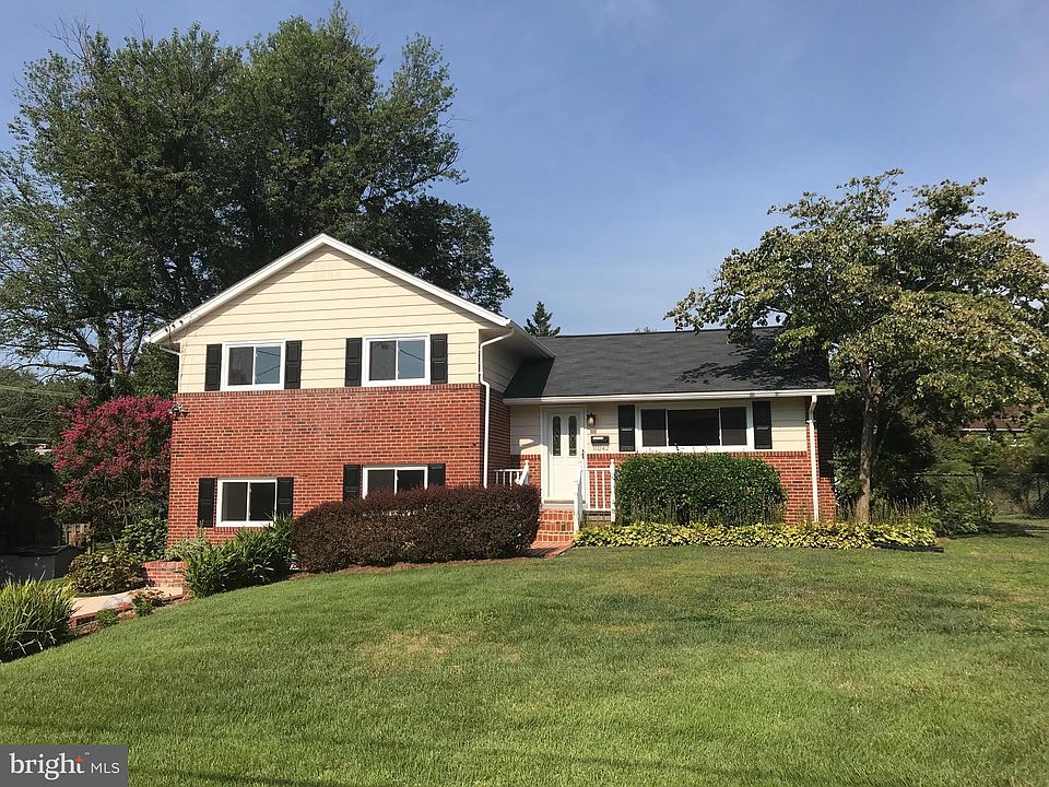 1st image of 10242 Dale Dr