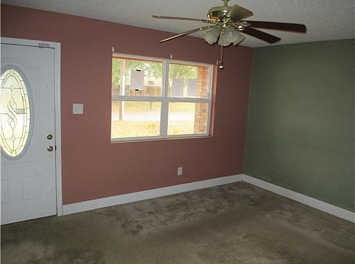 4th image of 1517 Cherokee Dr