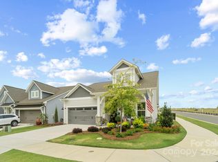 1302 Encore Ln, Waxhaw, NC 28173
