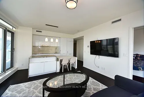 1 Bloor St E #3801 Photo 1