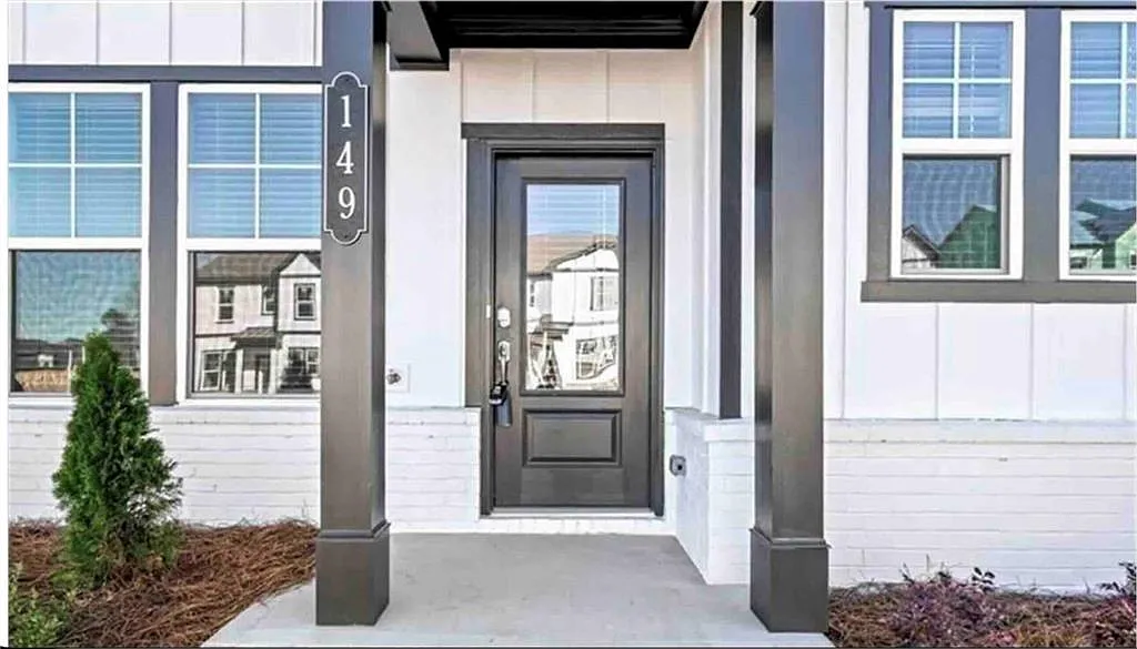 3 bed, 2.5 bath, 1426 sqft, $1,800 — Photo 2
