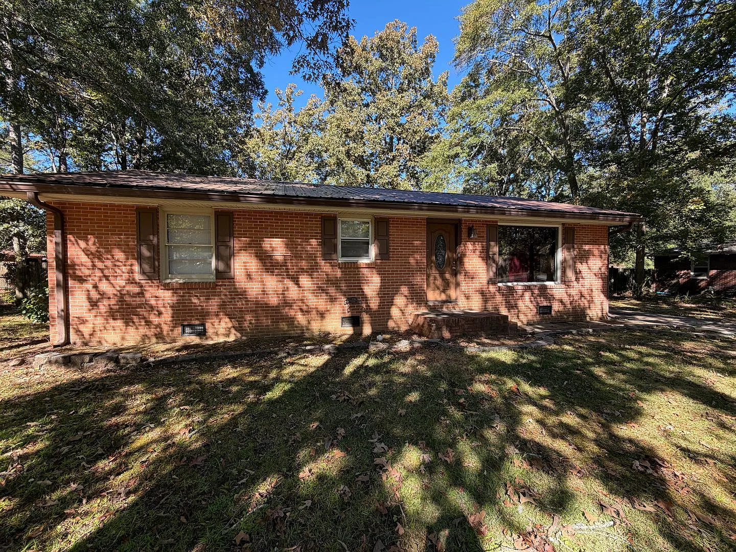2 Bedrooms, 1.5 Bath - Home in Garden Lakes! — Photo 1