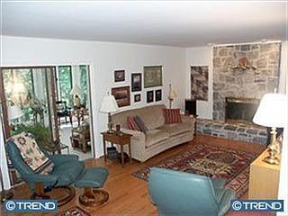 1st image of 44 Silverwood Blvd