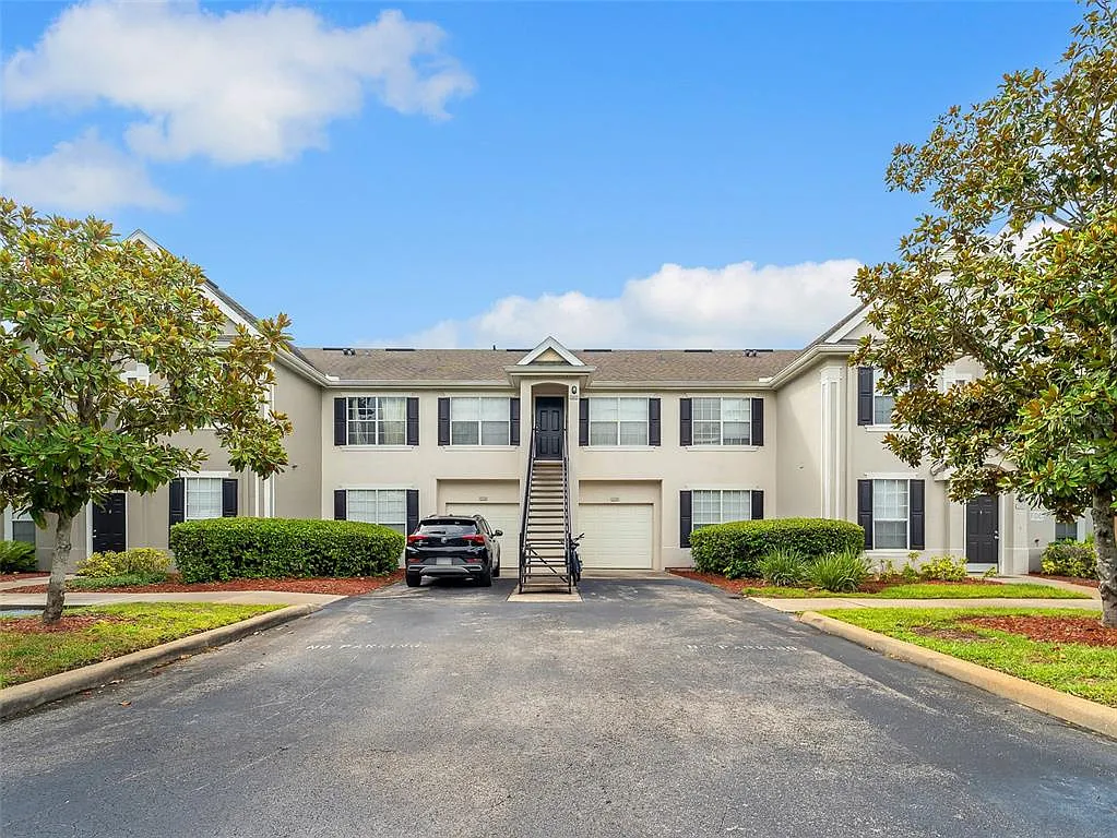 1 bed, 1.0 bath, 495 sqft, $1,350 — Photo 3