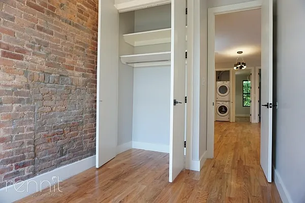 Rented by Rennit Inc. | media 32