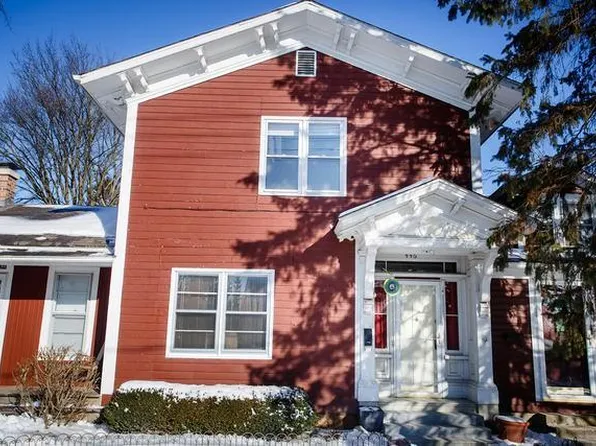446 S Main St #446, Wauconda, IL 60084