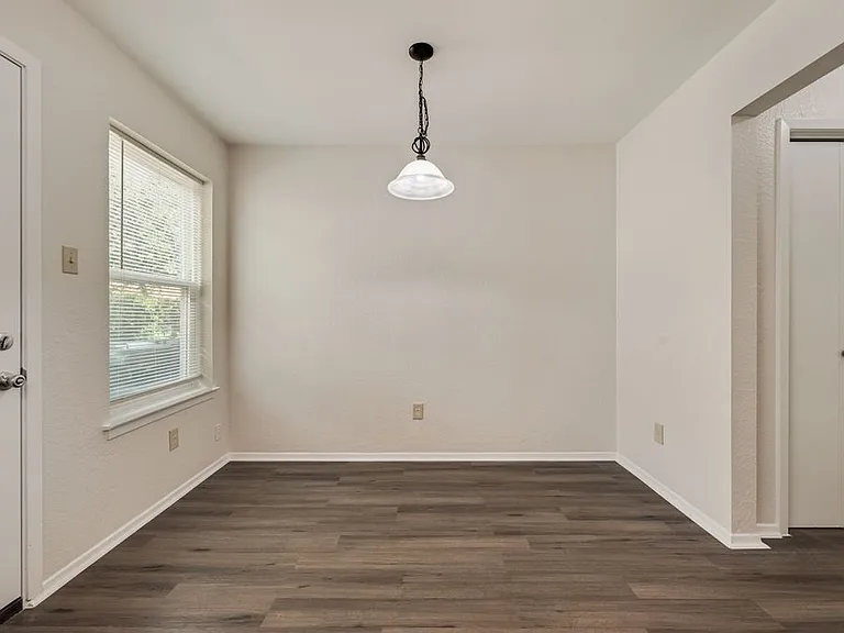 105 Wildwood Ct #UNITB — Photo 8