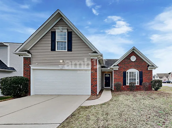 32 Riverbed Dr, Greenville, SC 29605