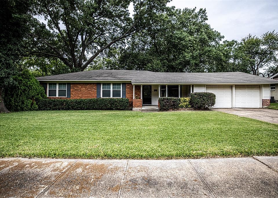 1st image of 9429 Green Terrace Dr