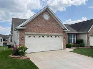 1414 Garnet Dr, O'Fallon, MO 63366