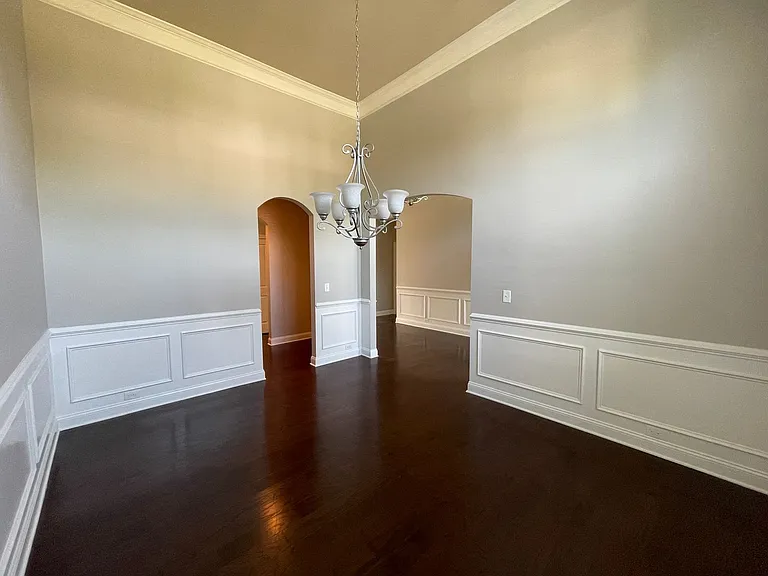 654 Dutchmans Creek Trl — Photo 9