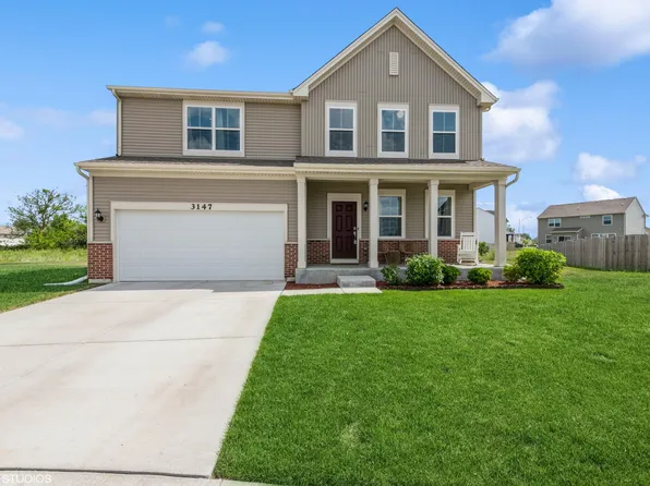 3147 Thoreau Dr, Portage, IN 46368
