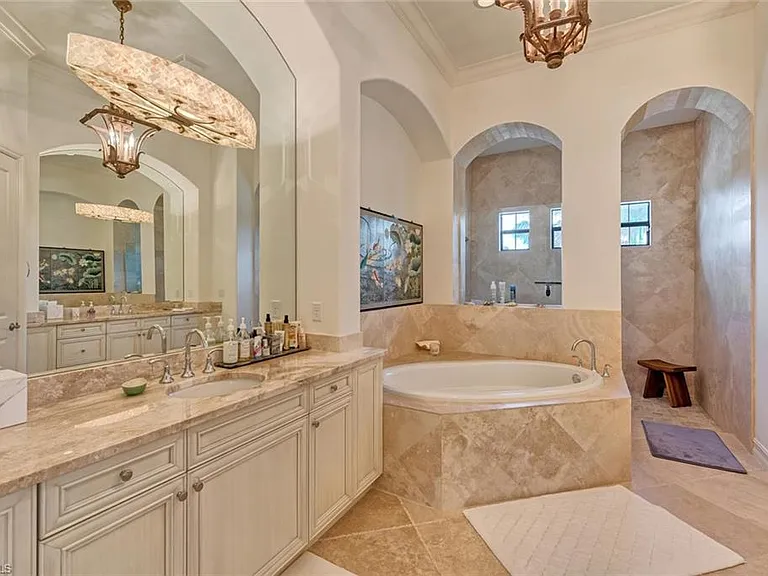 9683 Lipari Ct — Photo 16