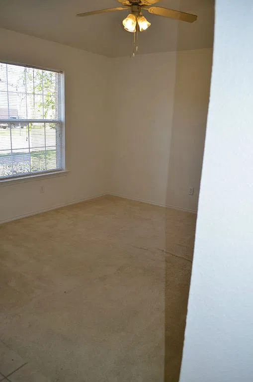 3 bed, 1627 sqft, $1,725 — Photo 2