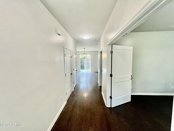 4th image of 37 Kings Cross Court